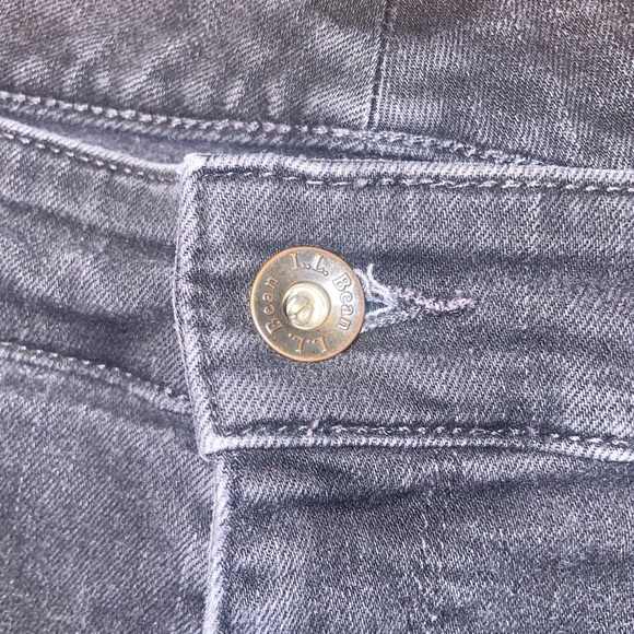 LL Bean Classic Fit Super High Rise Black Denim Mom Jeans - Picture 4 of 7